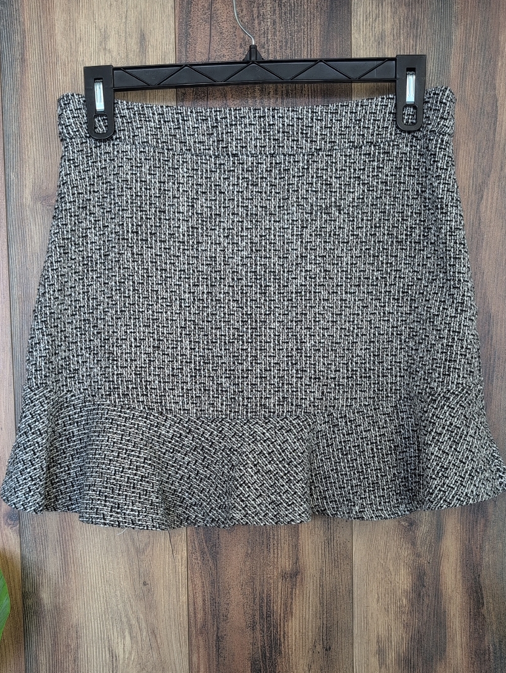 GiGio Black & White Tweed A-Line Ruffle Hem Mini Skirt L          F268